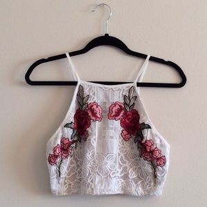 L’ATISTE By Amy | Rose Lace Crop Top Size Small